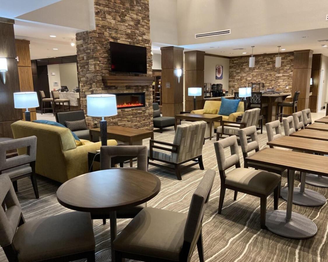 Staybridge Suites - Denton By Ihg Екстер'єр фото